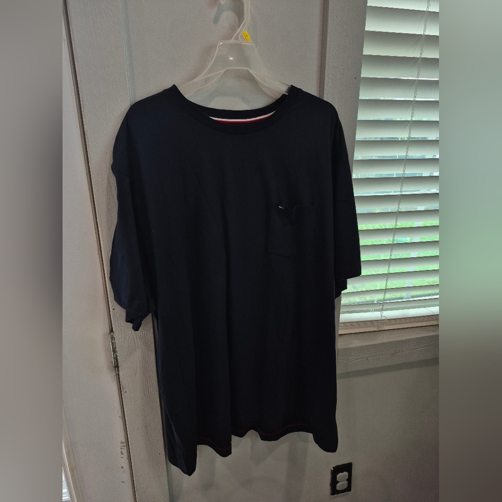 Tommy Hilfiger  Men's T-Shirt